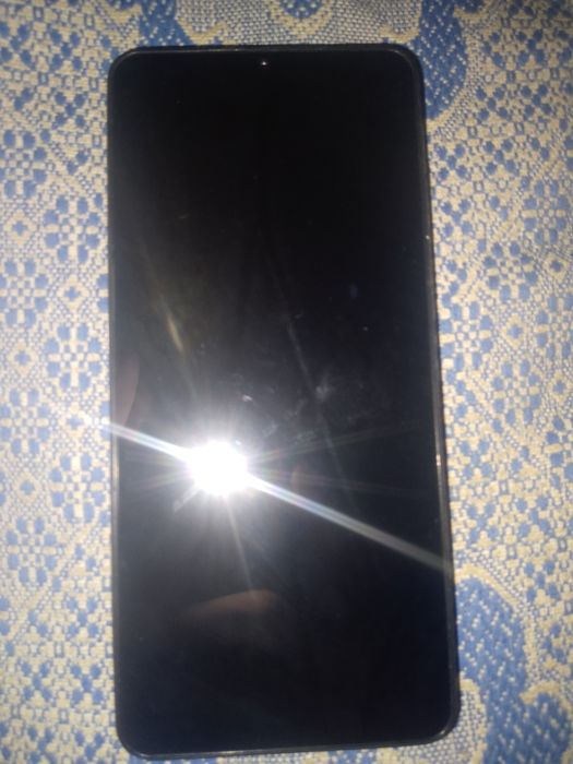 Продам телефон Самсунг А06