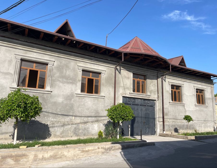 Xonasi 9 ta 80foiz bitkan.podboli seli.kotta