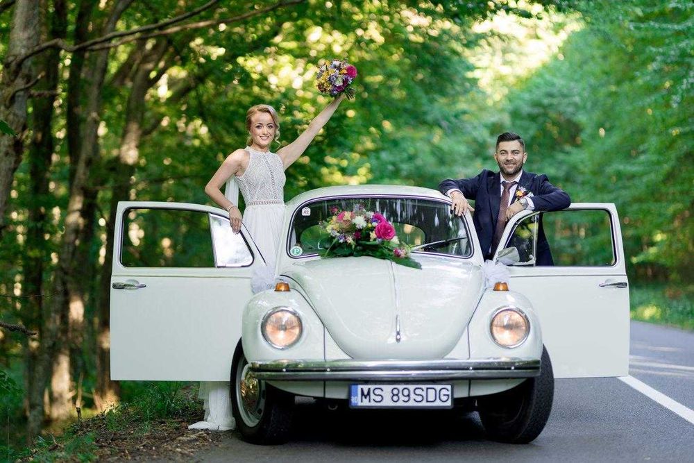 De inchiriat maşină de epocă pentru nuntă