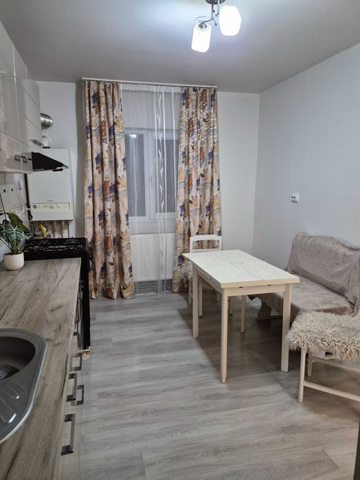 De inchiriat apartament 2 camere