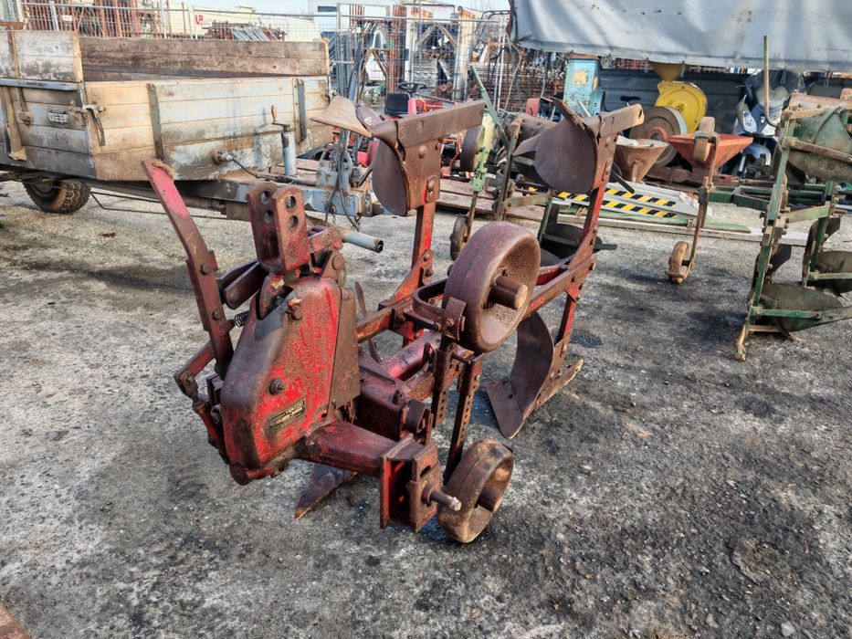 Plug reversibil 2 brazde