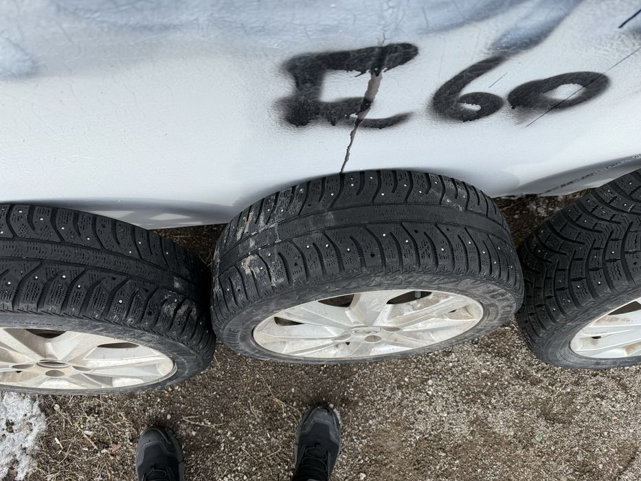 Продам диски веста р16 3 резины в комплекте