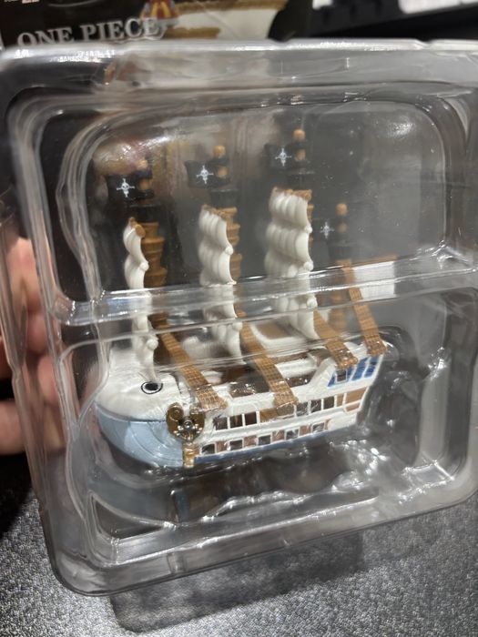 Срочно! One Piece Pop Mart