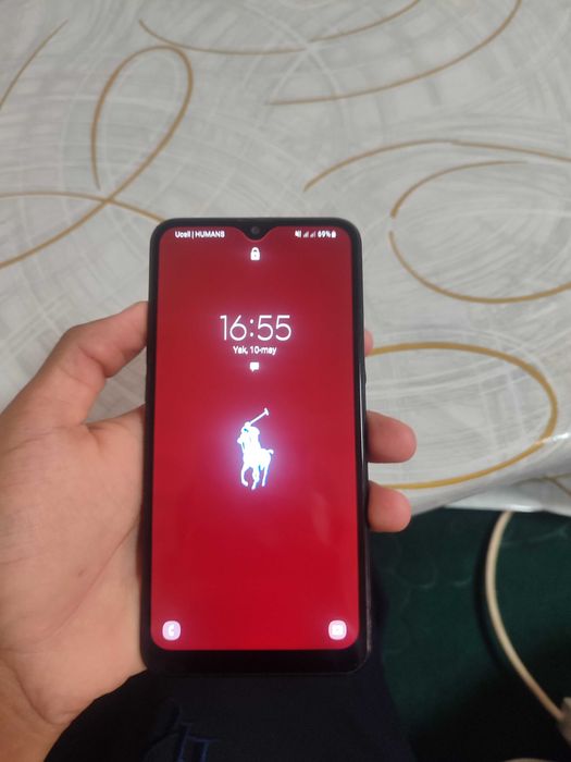 Samsung A10s 2/32 xotira sotiladi