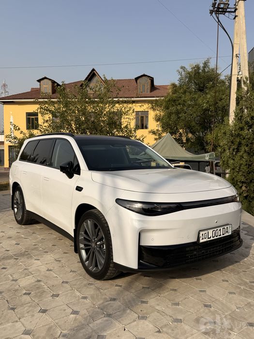 Leapmotor C16 2 poz 2025 yil tozza 40 ming yurgan bolon bor ruski boga