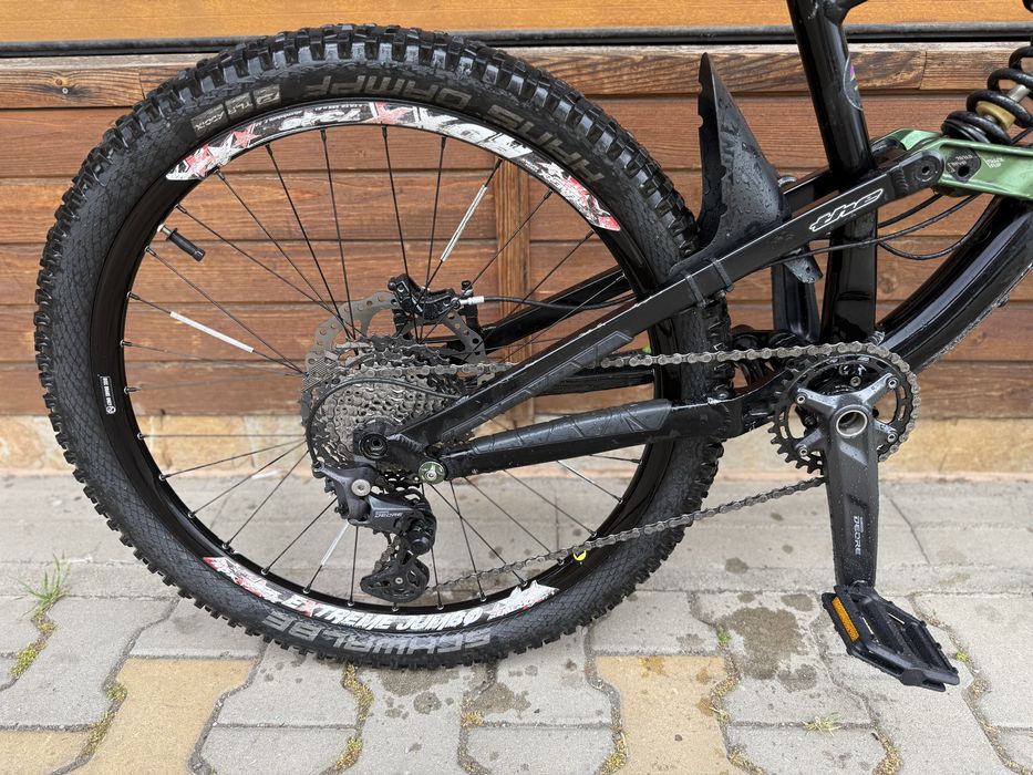 Canyon Torque FRX Mullet MTB байк за фрийрайд