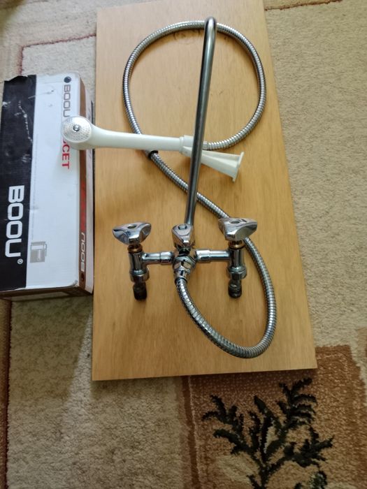 Продам смеситель на ванну СССР