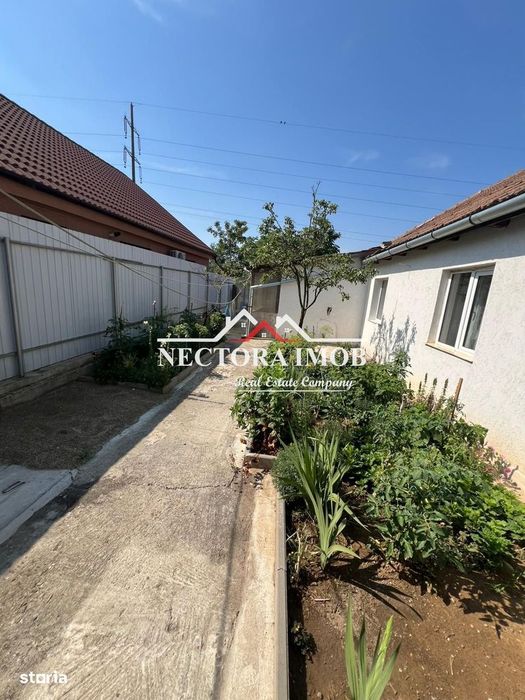 NECTORA IMOB-Casa 5 camere, 2 bai, 2 terase, 180 mp, Episcopia,Utilata