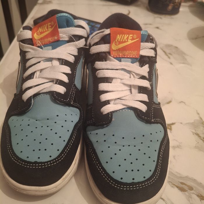 Продам Кроссовки Nike