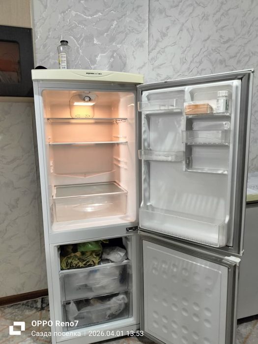 Продам холодильник