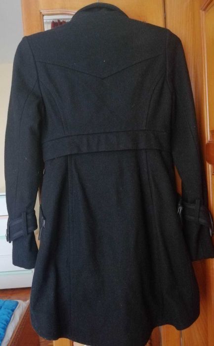 Елегантно дамско палто