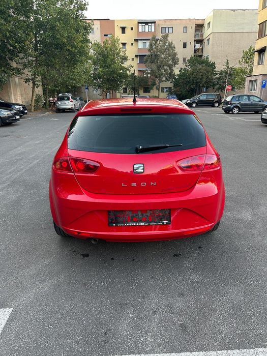 SEAT Leon 2011 — imagine 4