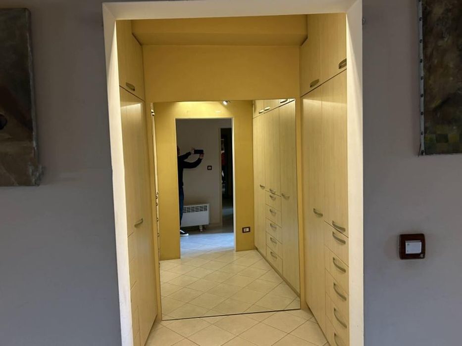 Дава се под наем Четиристаен апартамент в София, Център - 200 кв.м за 1500 € - Снимка #10