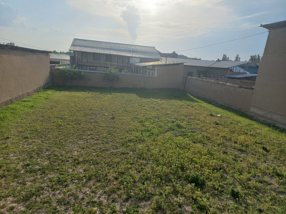 6 сотих ер майдони сотилади