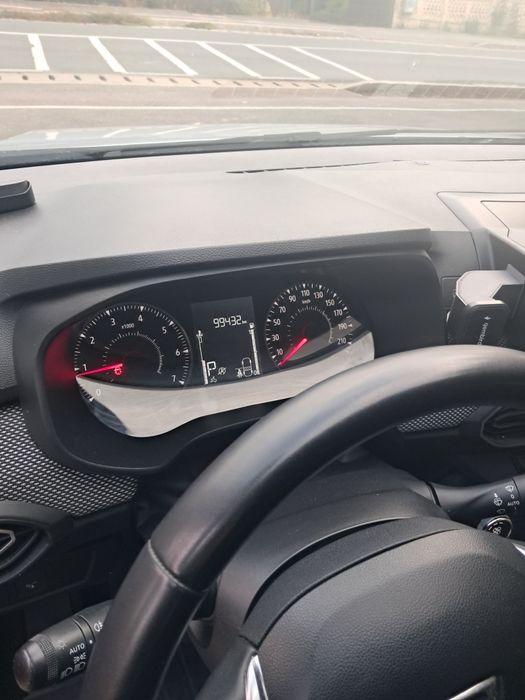 DACIA Logan 2021 — imagine 4