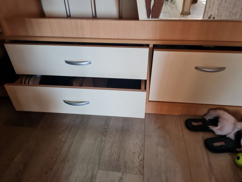 Прихожая удобная