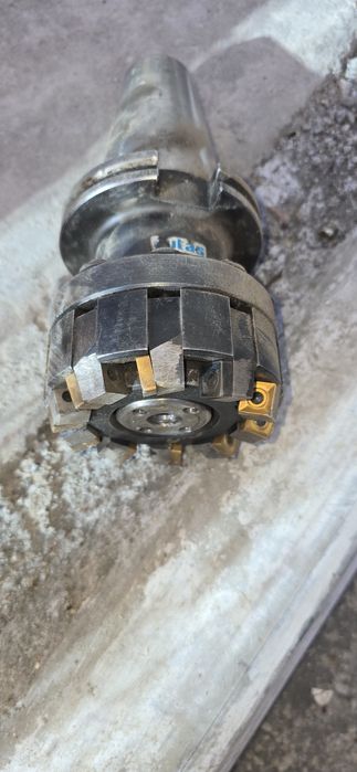 Фреза новая со сменными ножами