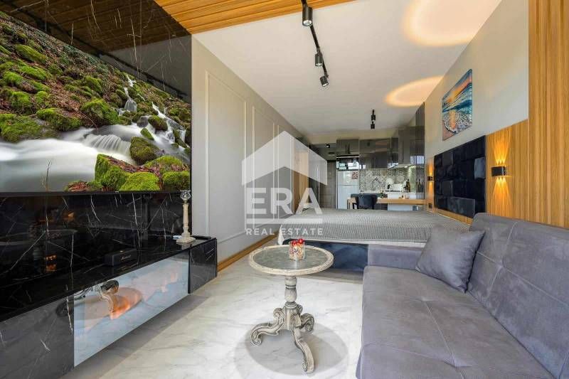 Едностаен, обзаведен, югоизточен апартамент за продажба, в нов комплек