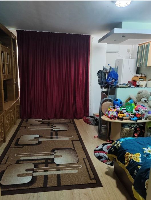Spre vânzare o garsonieră în zona foarte bună