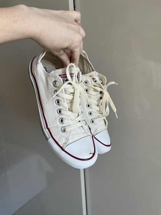Бежови converse сникърси