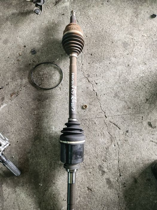 Дясна полуоска за Cotroen C4 Aircross 1.8hdi