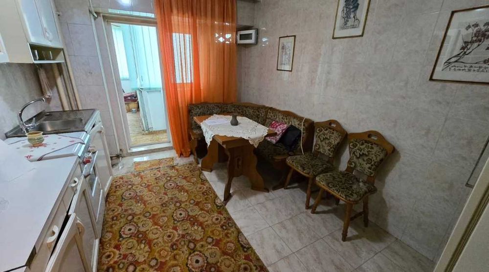 Дава се под наем Тристаен апартамент в София, Център - 116 кв.м за 149000 € - Снимка #1