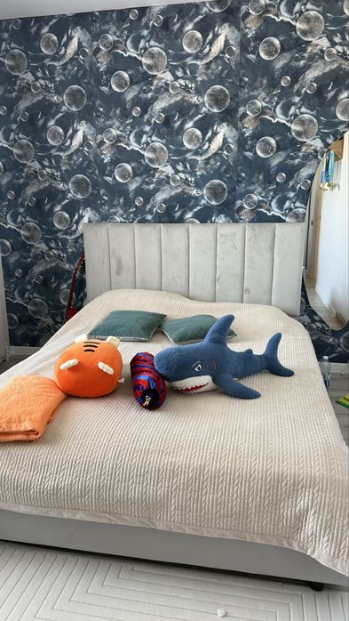 Продам  2х спальную кровать