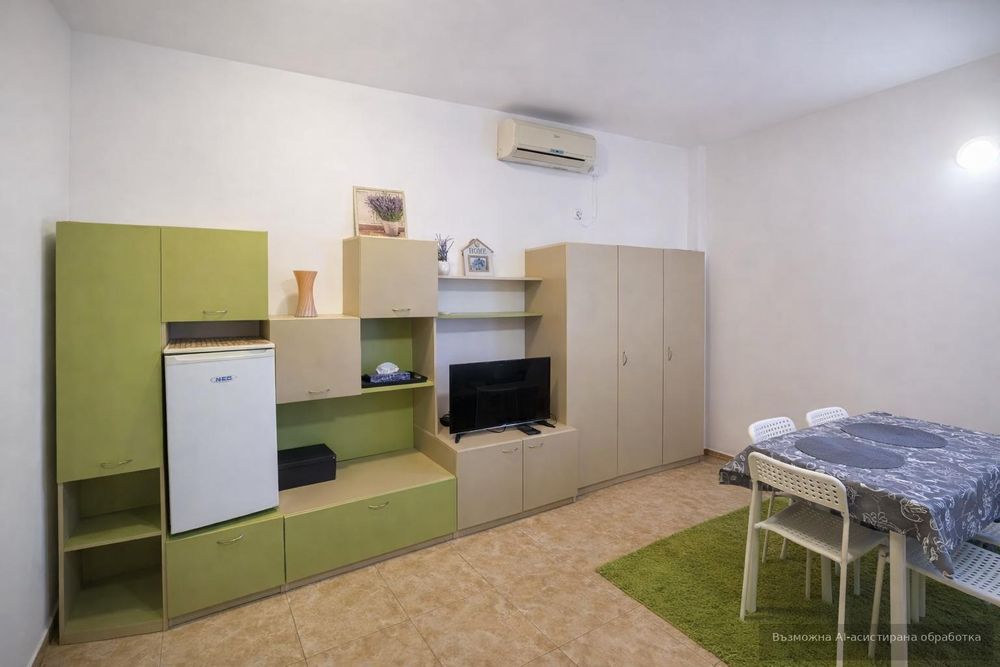 Дава се под наем Едностаен апартамент в Варна, Бриз - 27 кв.м за 348.84 € - Снимка #1