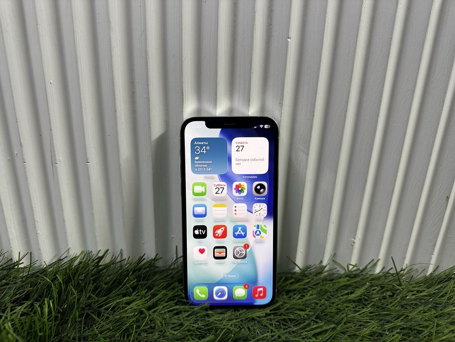 Телефон Iphone 12 pro 256 gb