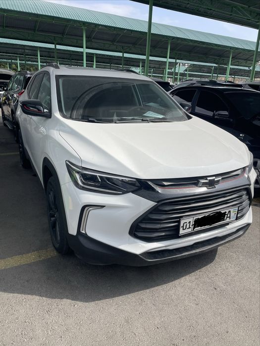 Chevrolet Tracker-2 Red Line