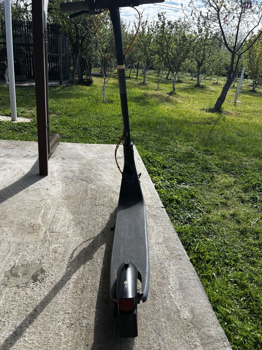 Trotinetă electrică ninebot E2 plus
