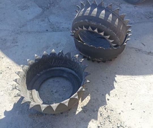 Продам цветочный клумбу