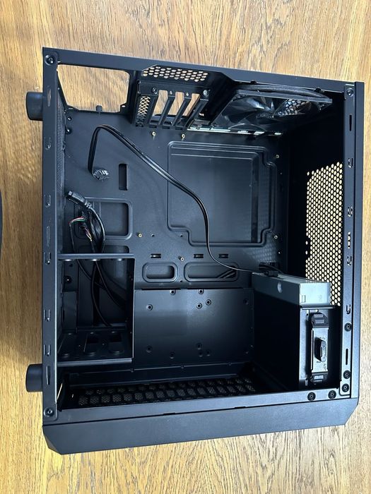 Корпус для пк в идеалбном состоянии