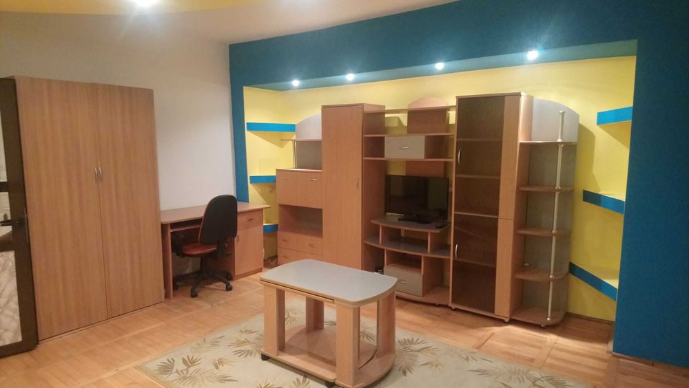 Ofer spre închiriere garsonieră Unirii Nord