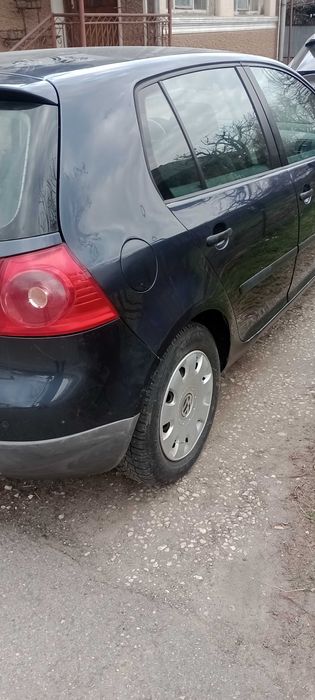 De vanzare Volkswagen Golf V -2008