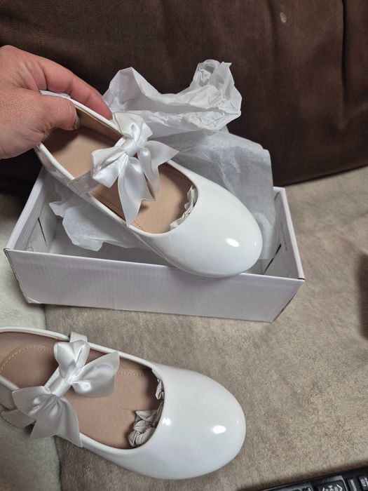 Детски обувки цвички