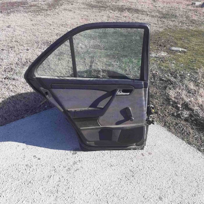 Врата за Мерцедес