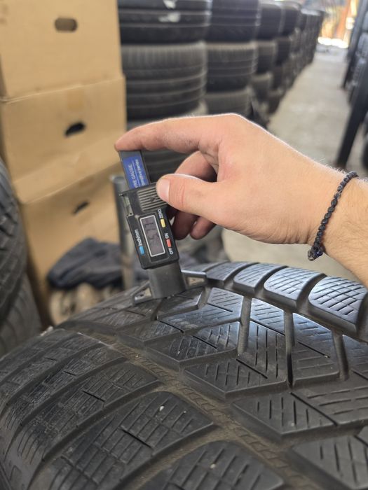 Единични гуми 255/55/19 Pirelli Bridgestone по 1бр