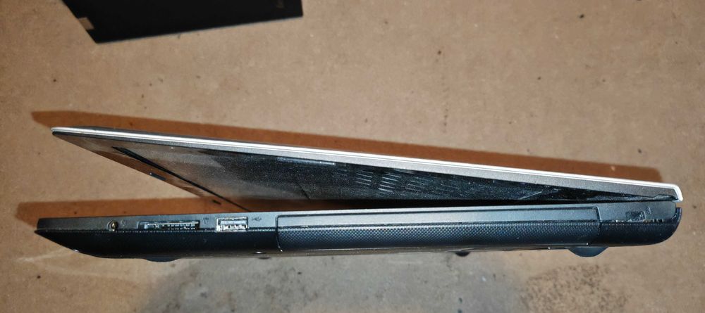 Laptop Lenovo Core I3 5005U 8gb ddr3 sau fara ssd rami