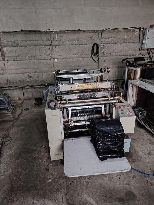 Qora paket tikadigan stanok 220v toʻkga ishlaydi holati aʼlo