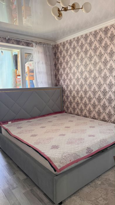 Спальный кровать