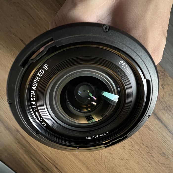 продам Viltrox 13mm f/1.4 Sony E
