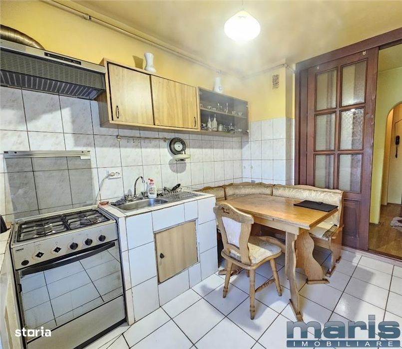 Apartament 3 camere etaj 3 cu 2 bai in Tudor Pandurilor