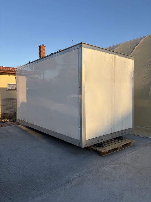 Алуминиева каросерия ( преместваема работилница склад)