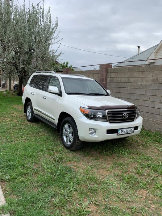 Продам Лэнд крузер 200