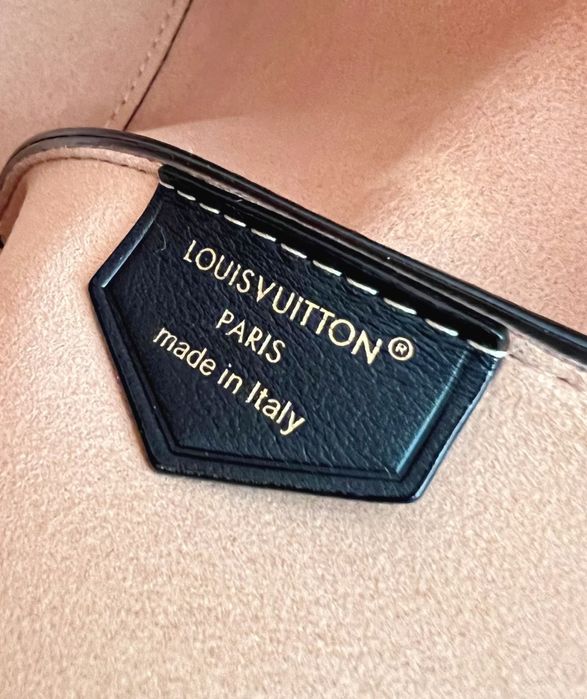 Geanta Louis Vuitton Bloom, Premium