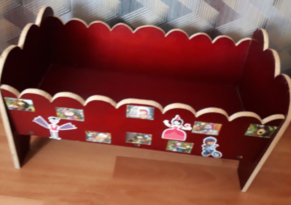 Кроватка для кукол.