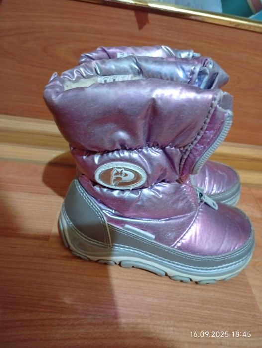 Детские сапожки для девочки