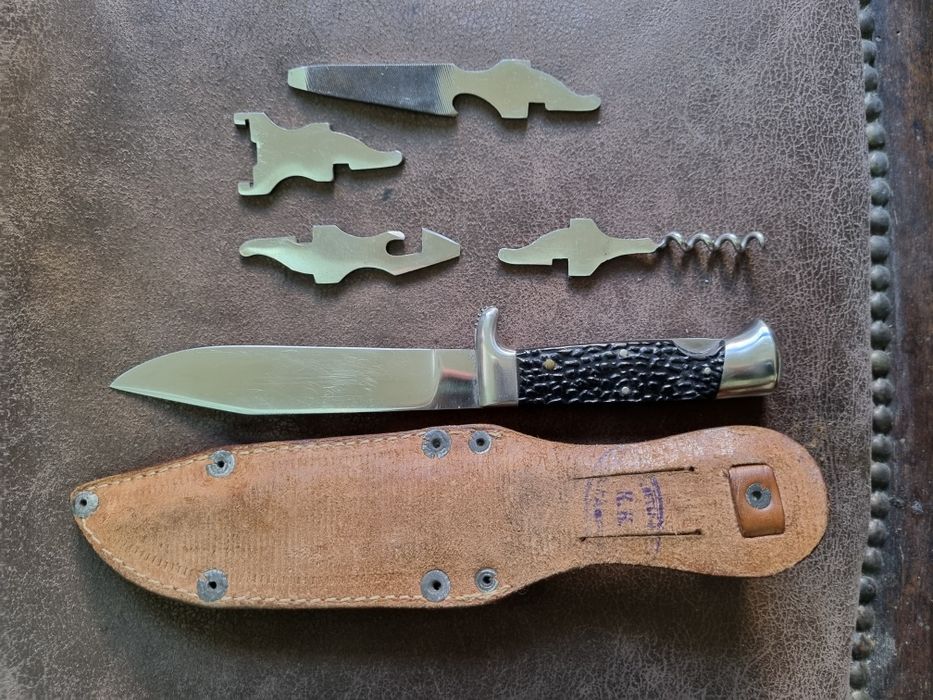 Нож Петко Генов с приставки, чисто нов