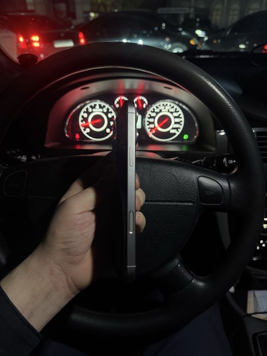 iphone 16 pro max 256gb yomkost 100%